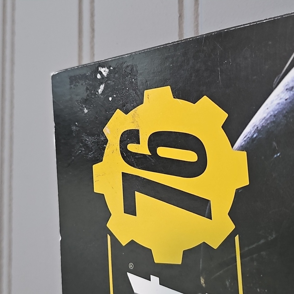 Fallout 76 Official Strategy Guide - Picture 2 of 6